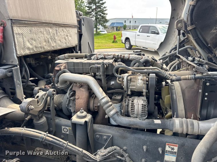 image for item EF2116 2017 Kenworth K270 street sweeper truck