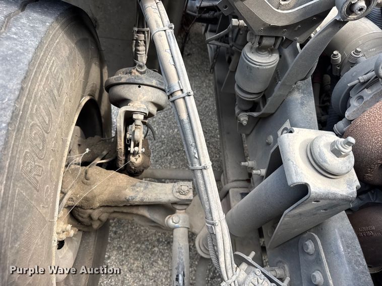 image for item EF2116 2017 Kenworth K270 street sweeper truck