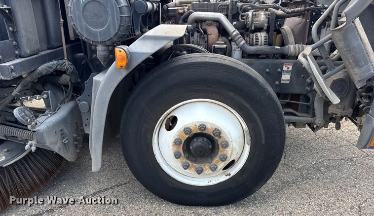 image for item EF2116 2017 Kenworth K270 street sweeper truck