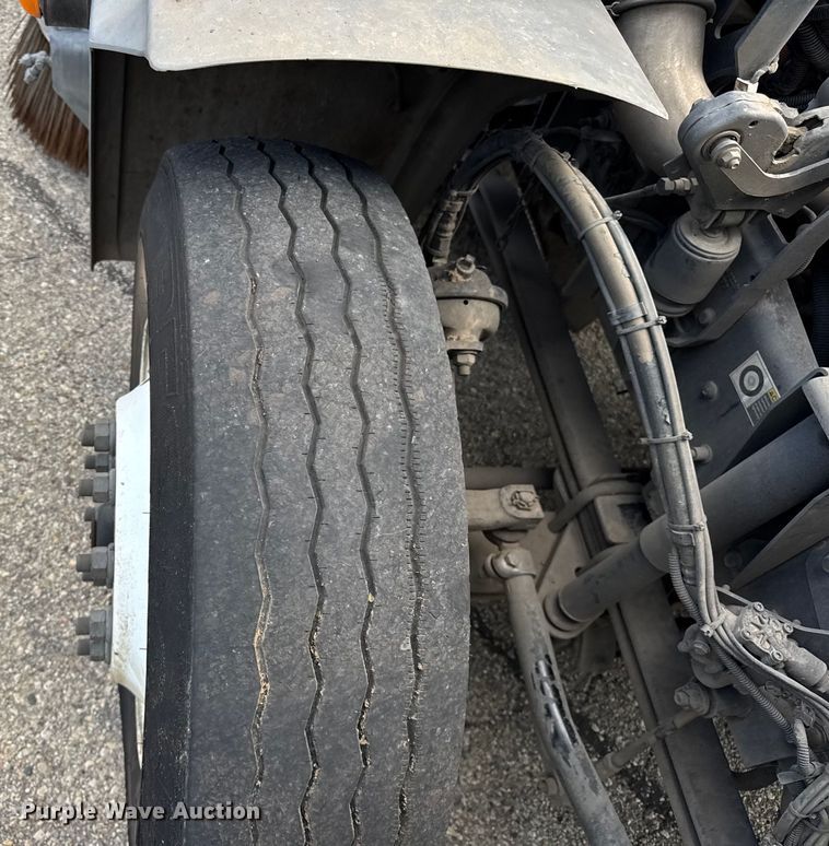 image for item EF2116 2017 Kenworth K270 street sweeper truck