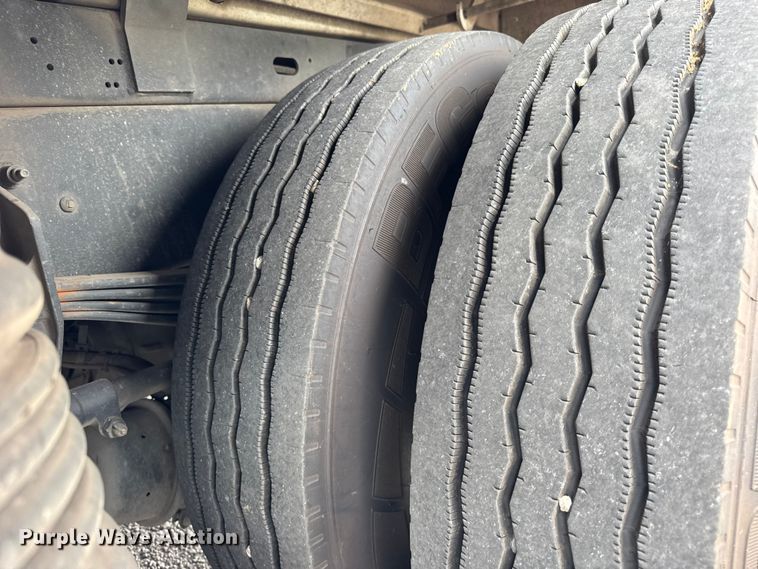 image for item EF2116 2017 Kenworth K270 street sweeper truck