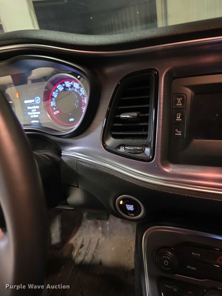 image for item EF3680 2017 Dodge Challenger R/T 