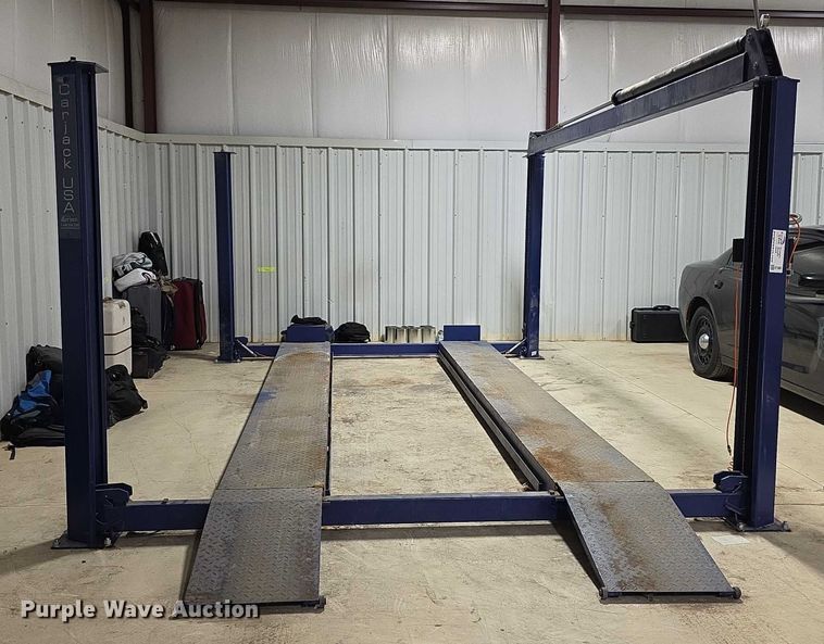 image for item EF3681 Carjack USA four post automotive lift