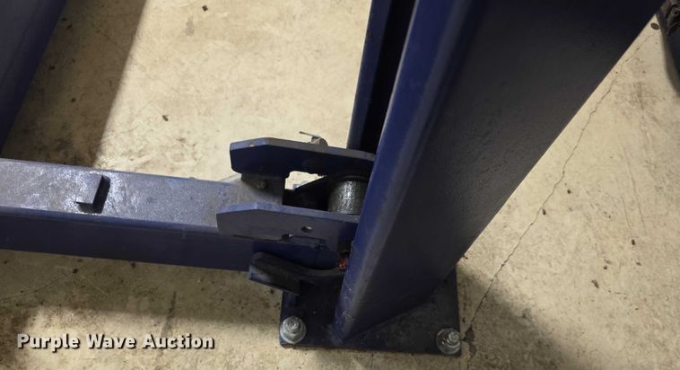 image for item EF3681 Carjack USA four post automotive lift