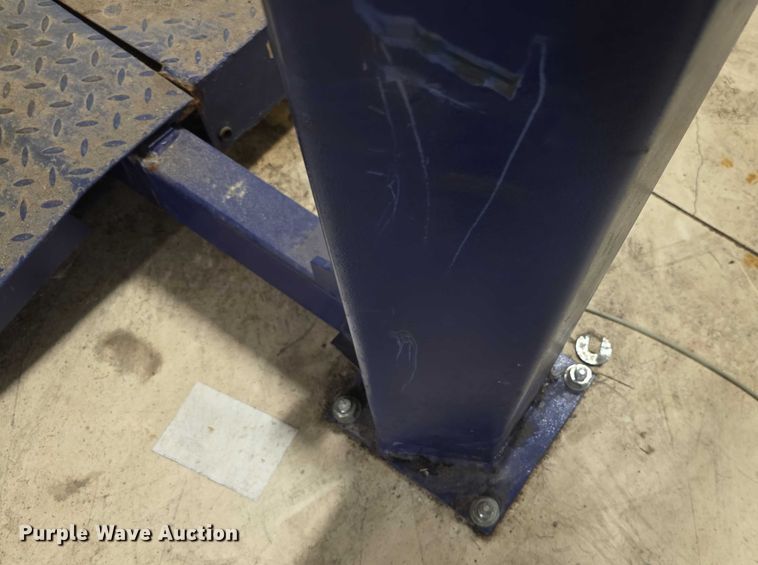 image for item EF3681 Carjack USA four post automotive lift