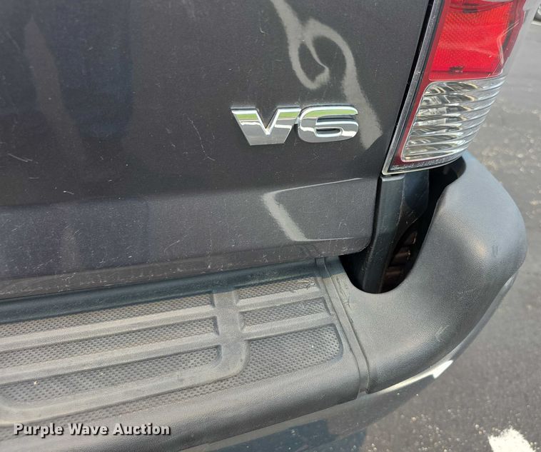 image for item EF3721 2015 Toyota Tacoma Double Cab pickup truck