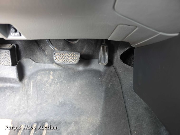 image for item EF3721 2015 Toyota Tacoma Double Cab pickup truck