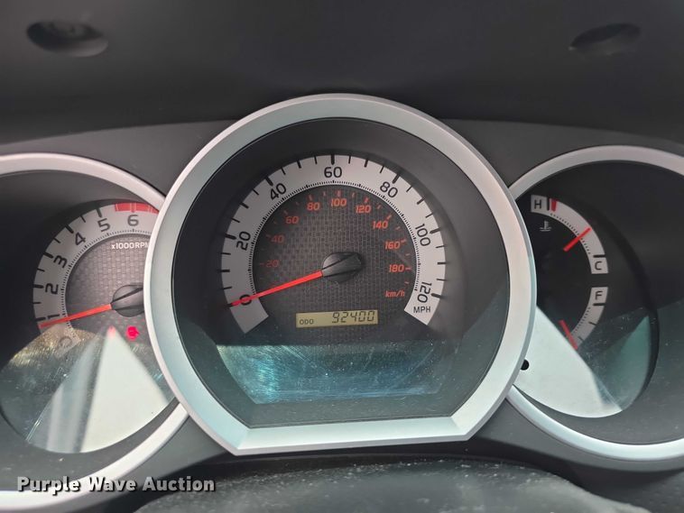 image for item EF3721 2015 Toyota Tacoma Double Cab pickup truck