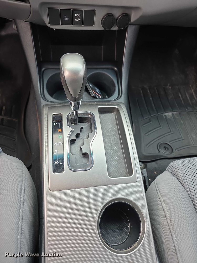 image for item EF3721 2015 Toyota Tacoma Double Cab pickup truck