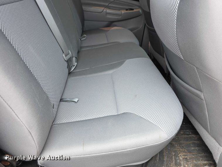 image for item EF3721 2015 Toyota Tacoma Double Cab pickup truck