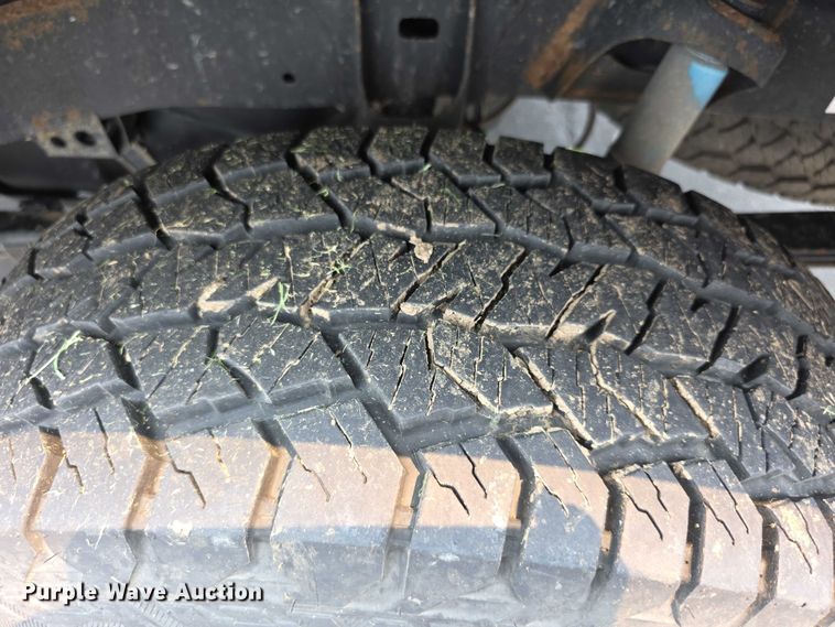 image for item EF3721 2015 Toyota Tacoma Double Cab pickup truck