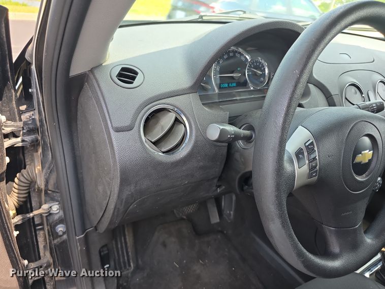 image for item EF3725 2009 Chevrolet HHR LS SUV