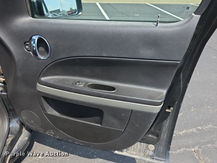 image for item EF3725 2009 Chevrolet HHR LS SUV