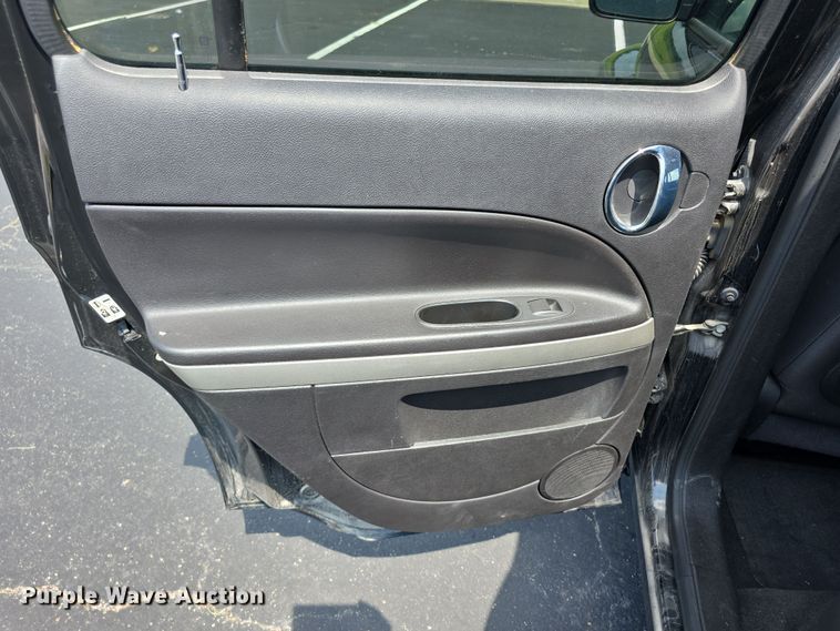 image for item EF3725 2009 Chevrolet HHR LS SUV