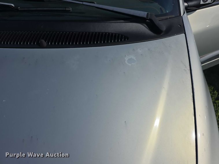 image for item EF3736 2000 Dodge Grand Caravan SE handicap accessible van