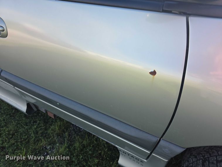 image for item EF3736 2000 Dodge Grand Caravan SE handicap accessible van