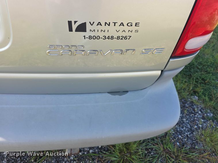 image for item EF3736 2000 Dodge Grand Caravan SE handicap accessible van