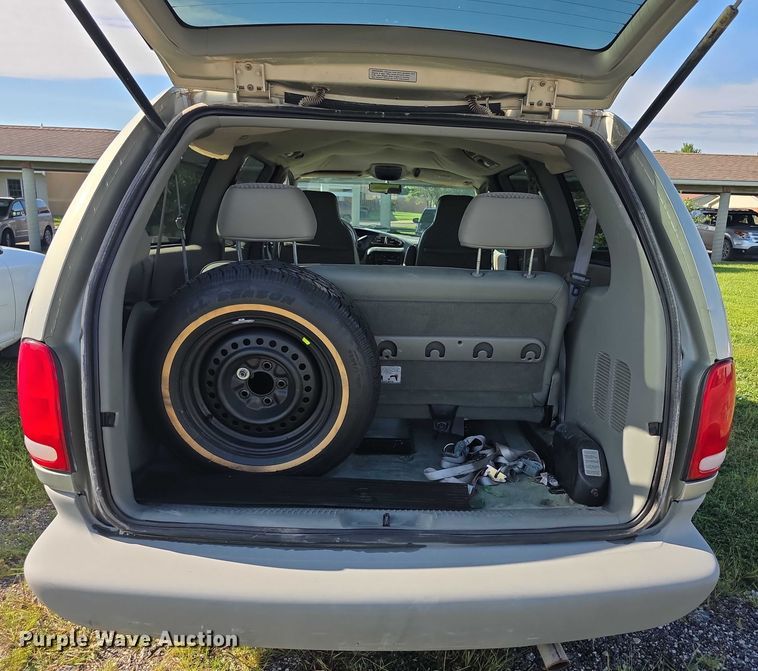 image for item EF3736 2000 Dodge Grand Caravan SE handicap accessible van
