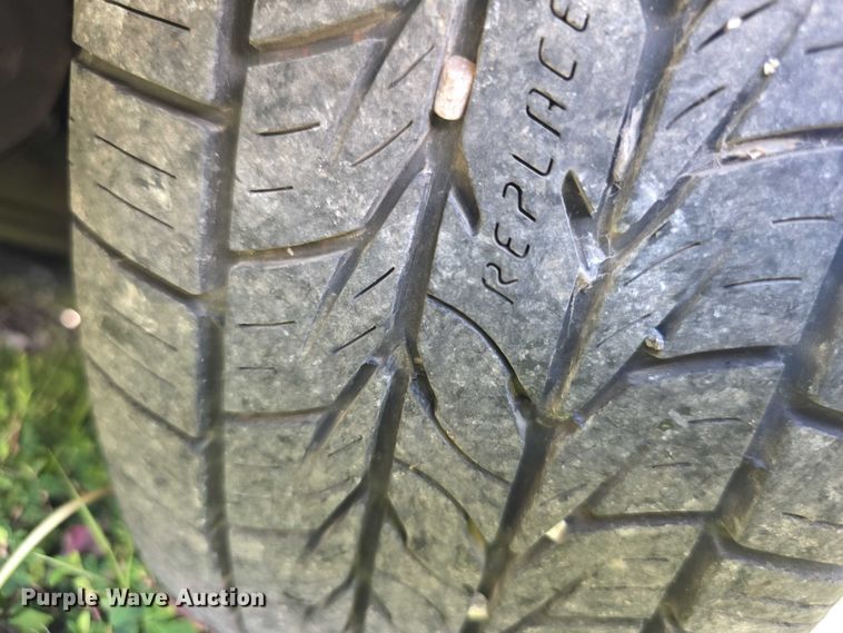 image for item EF3736 2000 Dodge Grand Caravan SE handicap accessible van