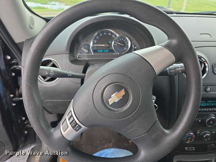 image for item EF3740 2009 Chevrolet HHR LS SUV