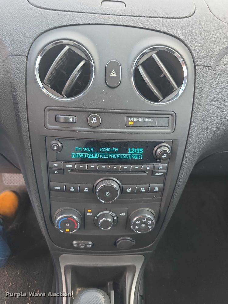 image for item EF3740 2009 Chevrolet HHR LS SUV