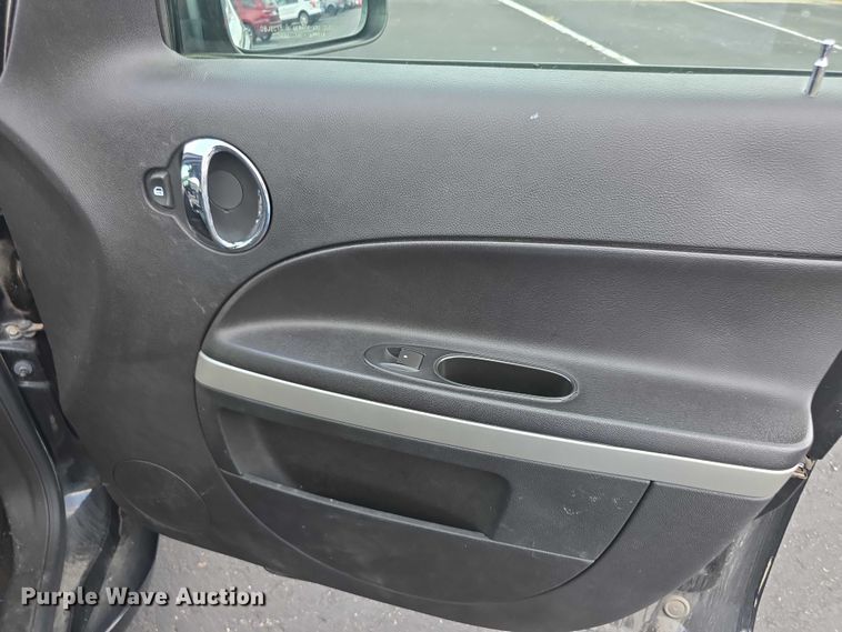 image for item EF3740 2009 Chevrolet HHR LS SUV