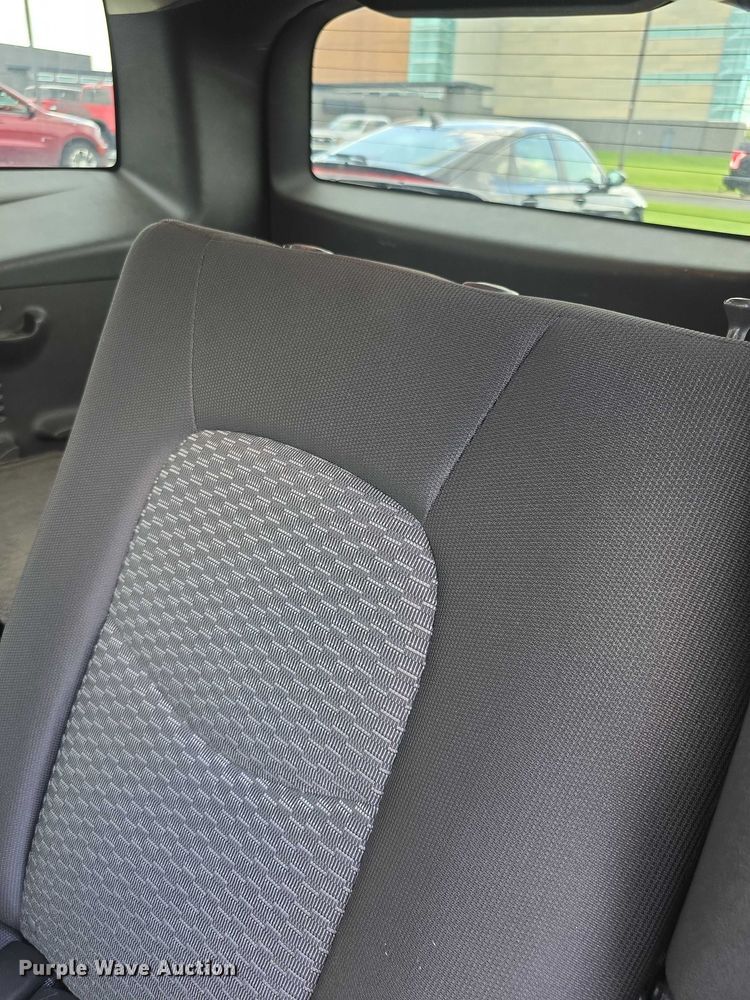 image for item EF3740 2009 Chevrolet HHR LS SUV