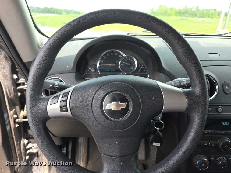 image for item EF3741 2009 Chevrolet HHR LS SUV