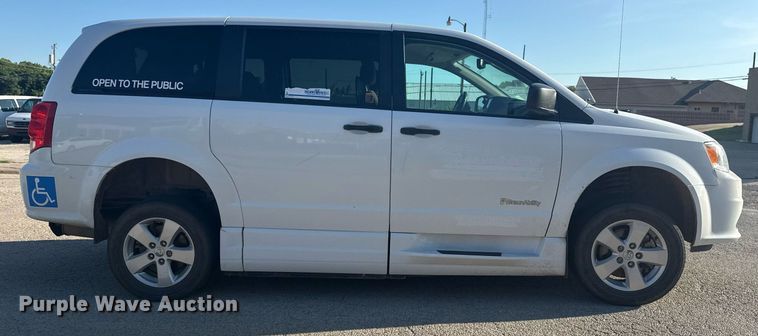 image for item EG8133 2019 Dodge Grand Caravan handicap accessible van