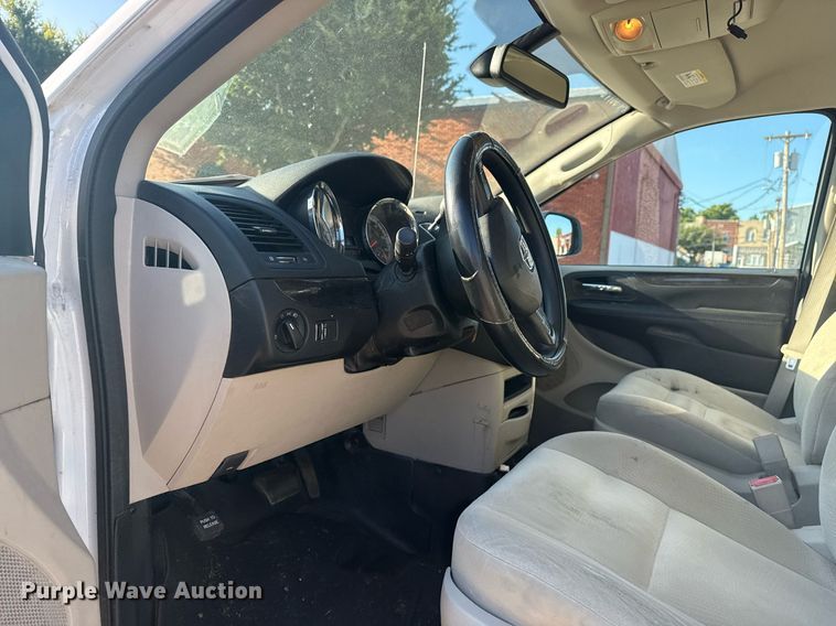 image for item EG8133 2019 Dodge Grand Caravan handicap accessible van