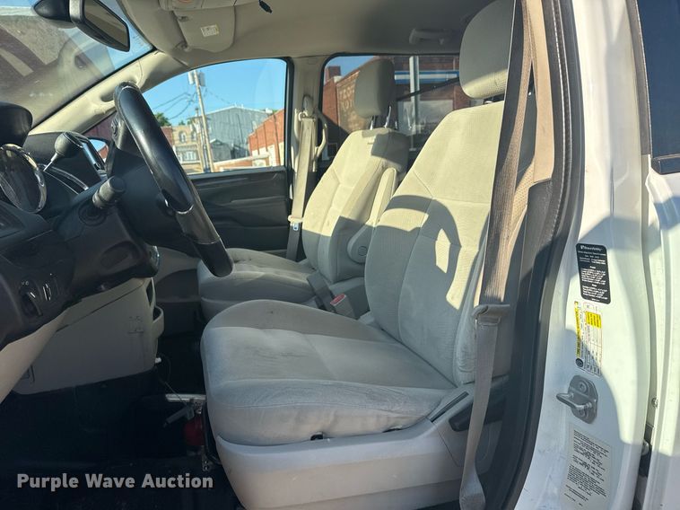 image for item EG8133 2019 Dodge Grand Caravan handicap accessible van