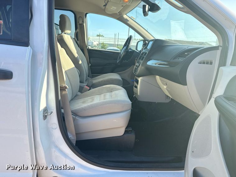 image for item EG8133 2019 Dodge Grand Caravan handicap accessible van