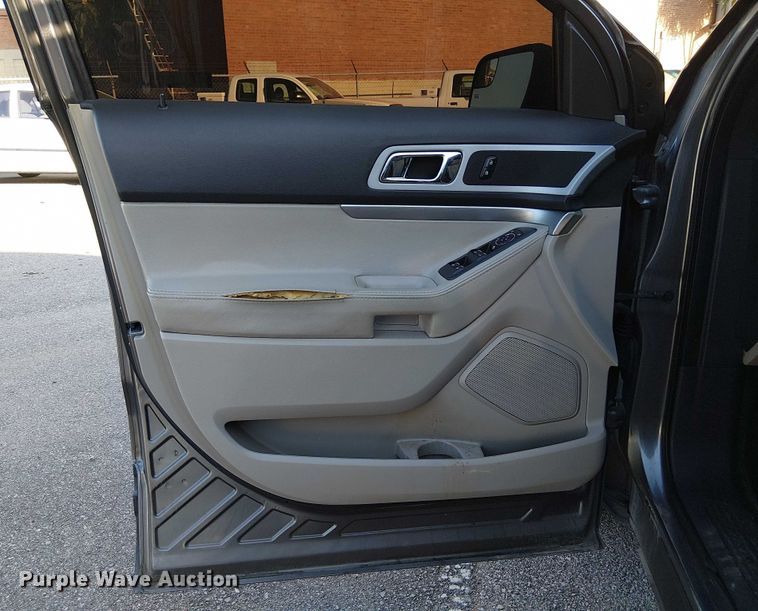 image for item EG8552 2011 Ford Explorer SUV