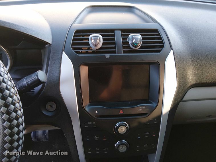 image for item EG8552 2011 Ford Explorer SUV