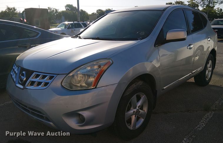 image for item EG8553 2013 Nissan Rogue SUV