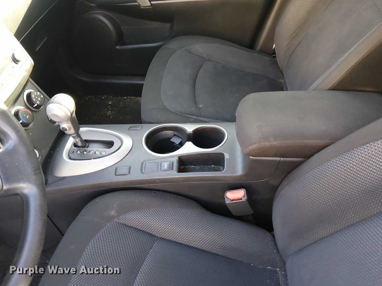 image for item EG8553 2013 Nissan Rogue SUV