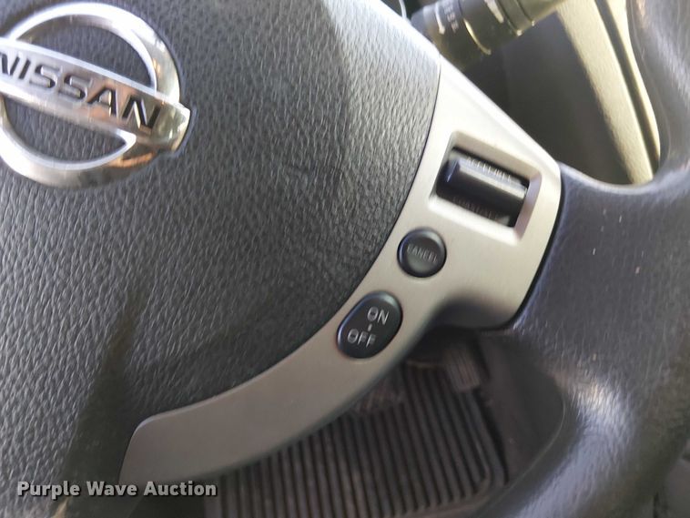 image for item EG8553 2013 Nissan Rogue SUV