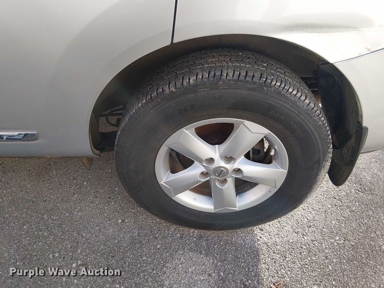 image for item EG8553 2013 Nissan Rogue SUV