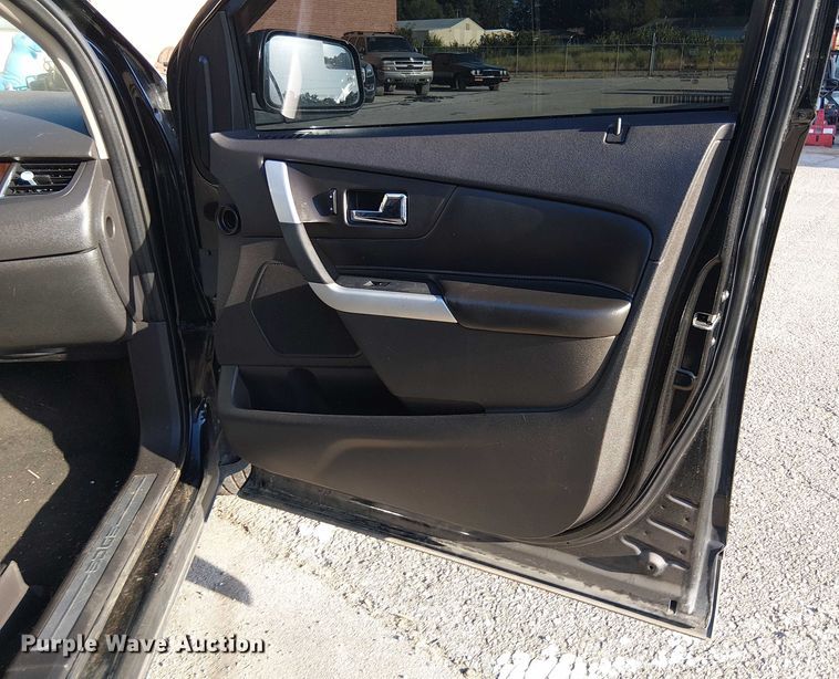 image for item EG8554 2011 Ford Edge SUV