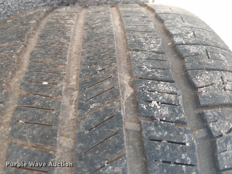 image for item EG8554 2011 Ford Edge SUV