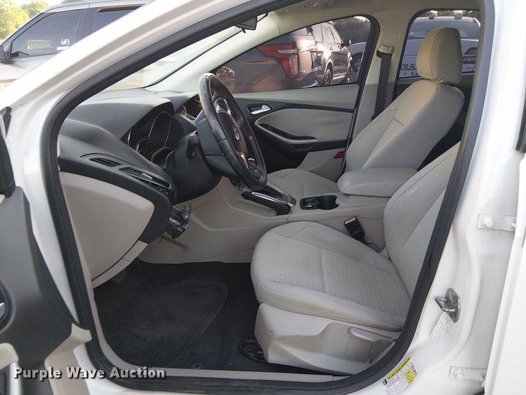 image for item EG8555 2012 Ford Focus 