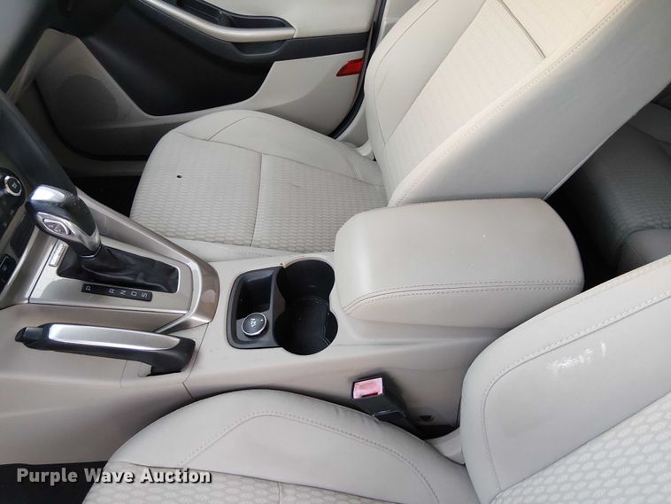 image for item EG8555 2012 Ford Focus 