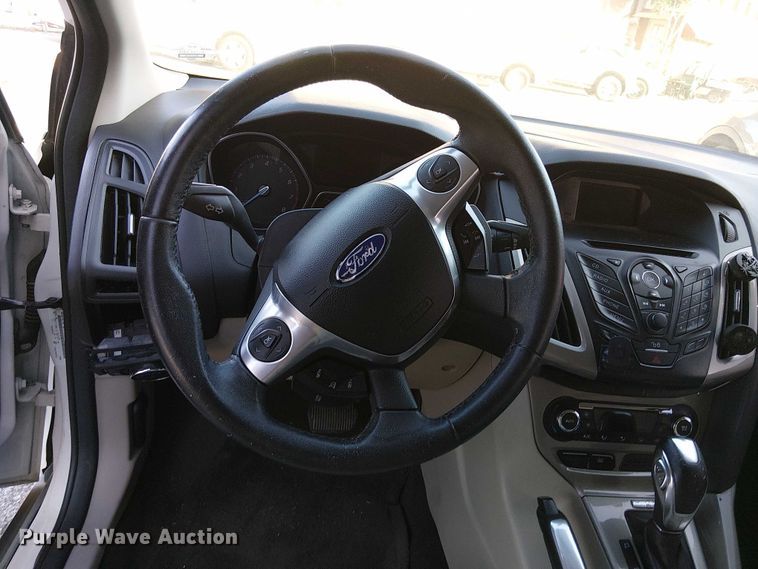 image for item EG8555 2012 Ford Focus 