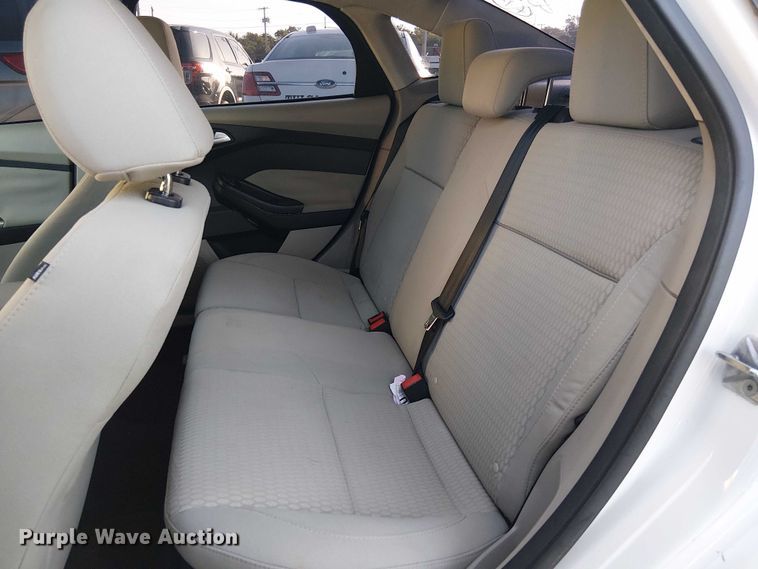 image for item EG8555 2012 Ford Focus 