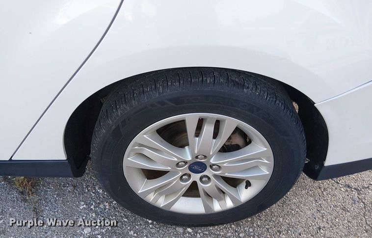 image for item EG8555 2012 Ford Focus 