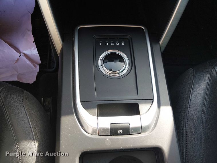 image for item EG8556 2017 Land Rover Discovery Sport SUV