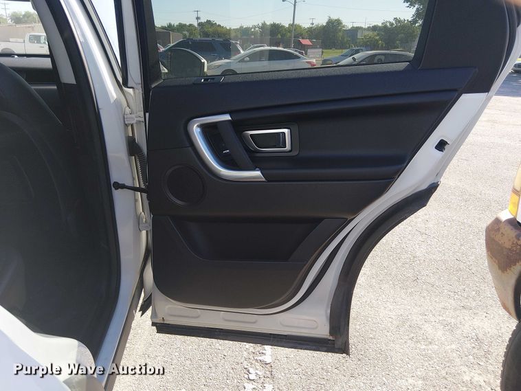 image for item EG8556 2017 Land Rover Discovery Sport SUV