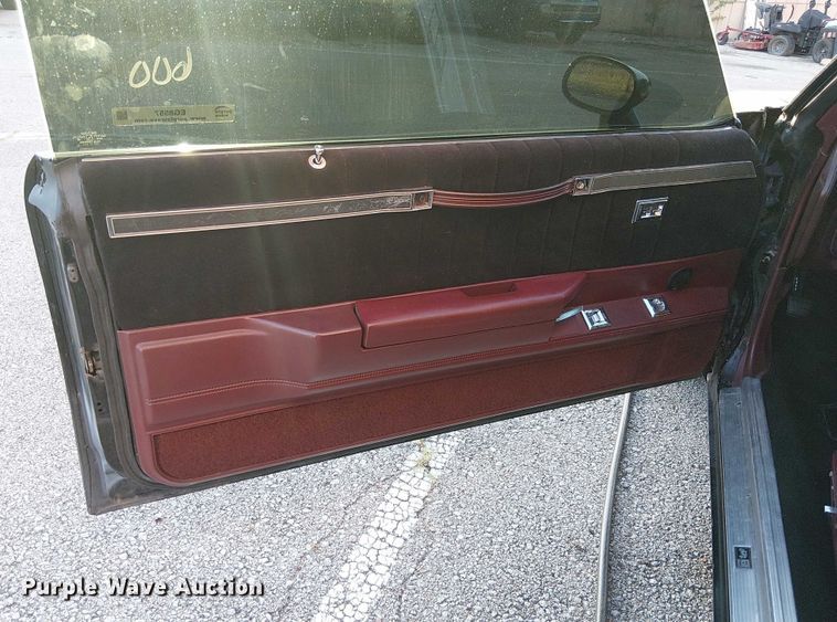 image for item EG8557 1984 Buick Regal 