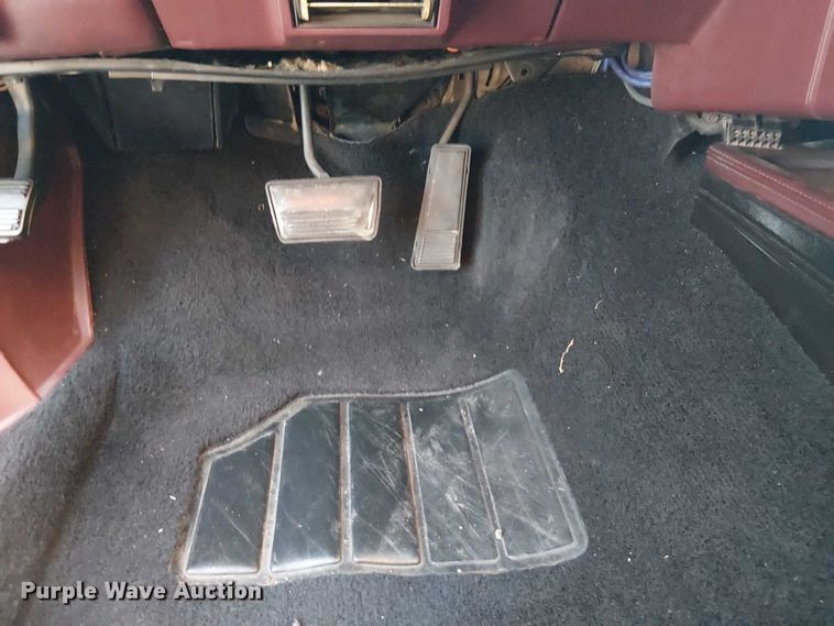 image for item EG8557 1984 Buick Regal 