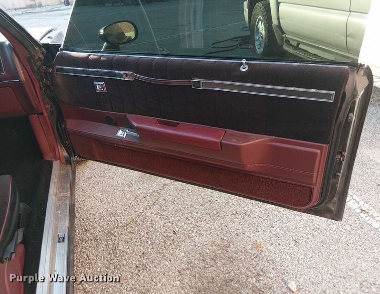 image for item EG8557 1984 Buick Regal 